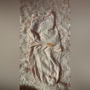 Small/medium swaddle